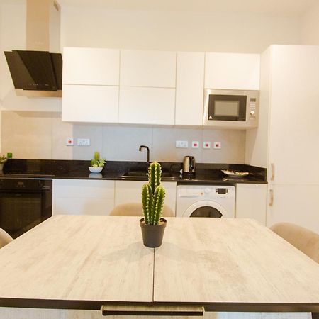 Accra Luxury Apartments @ Pine Court Экстерьер фото